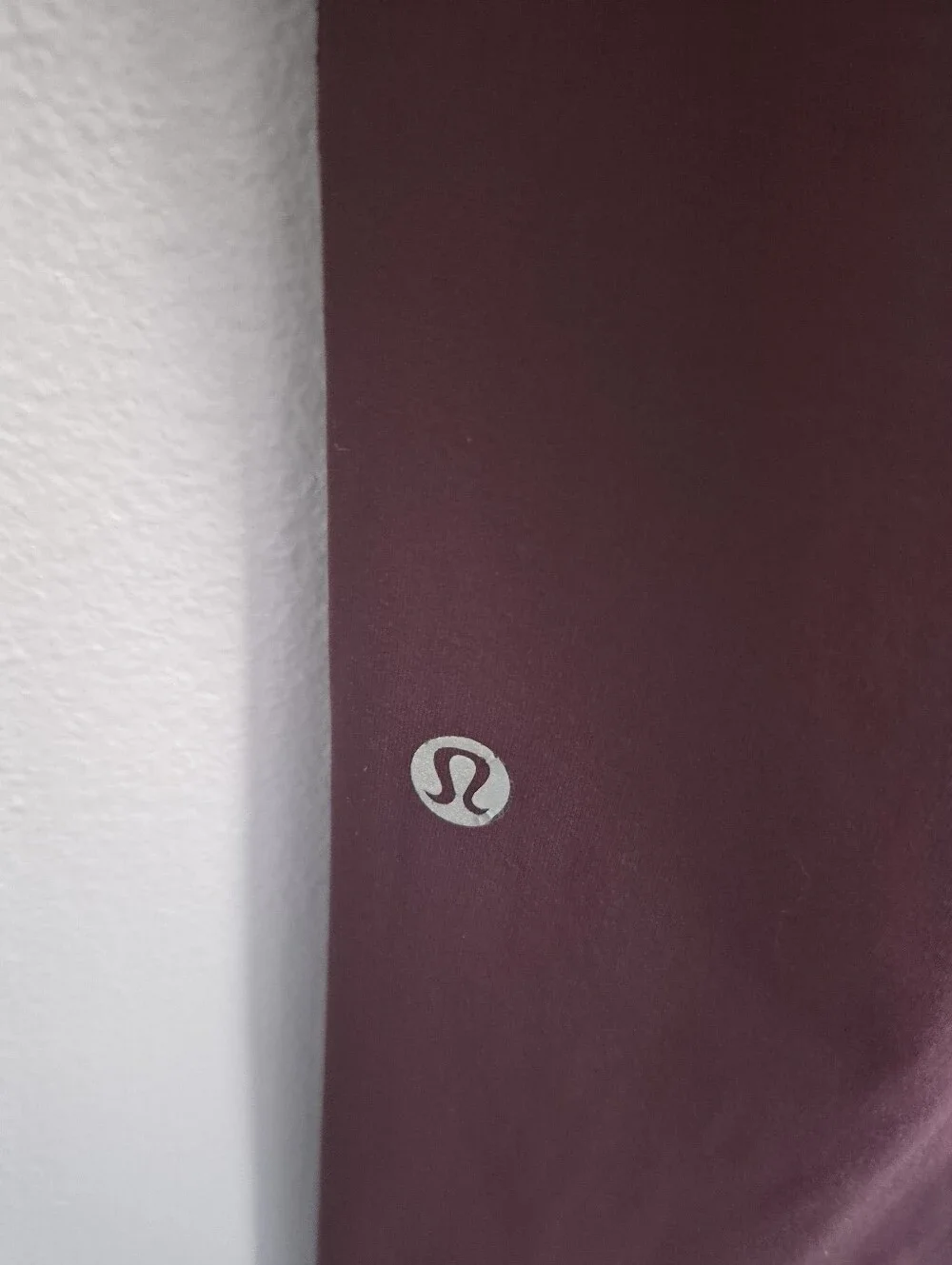 Lululemon Can't Stop Pant II Bordeaux Drama / Mountain Peaks Bon Bon Size 10